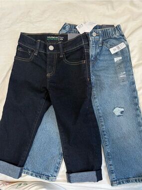 GAP Kids Dark Indigo and Light Blue Jeans Duo